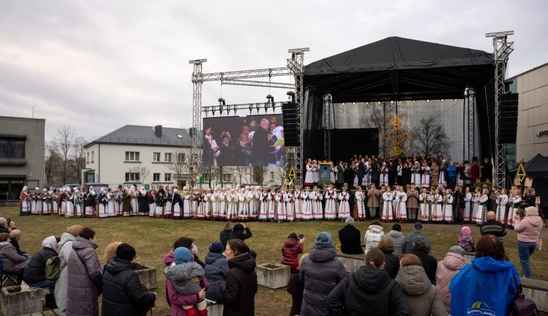 Dainų šventės žygis per Lietuvą pražygiavo Anykščius