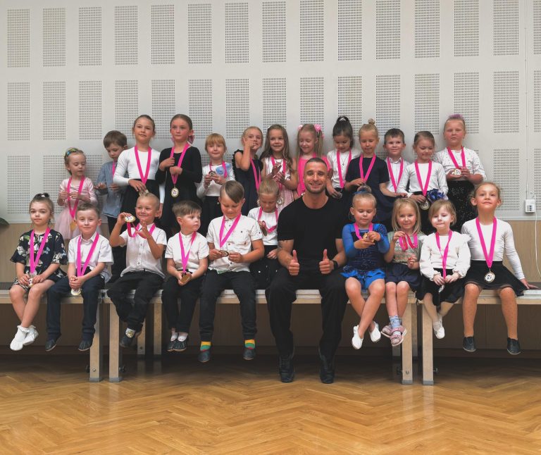 Kolektyvo ,,Verpetas“ šokių sezono uždarymas su mažaisiais šokėjais